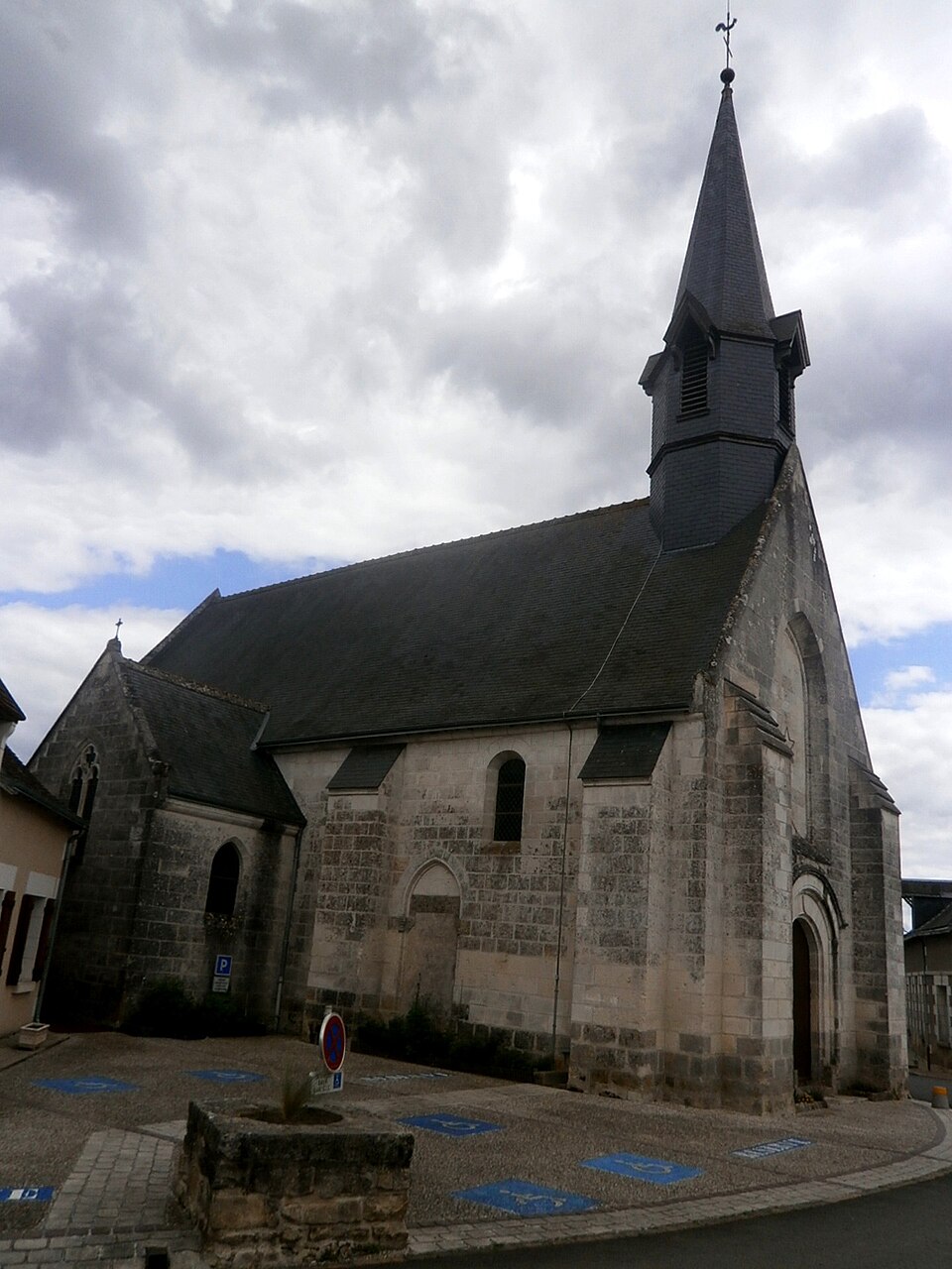 Saint — Senoch église
