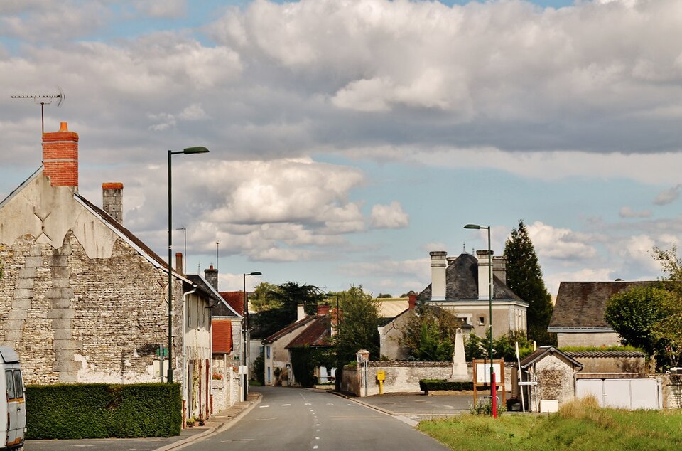 010 Verneuil — le — Château ( 37120 )