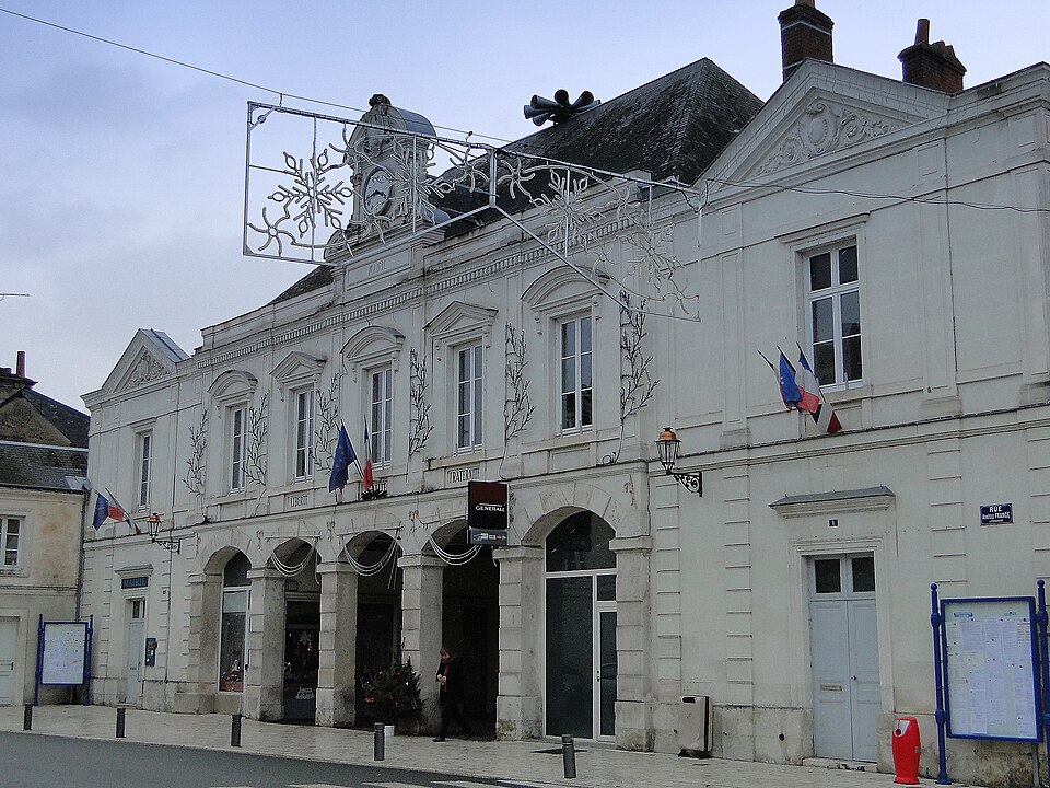 Vernou — sur — Brenne — Mairie (2010)