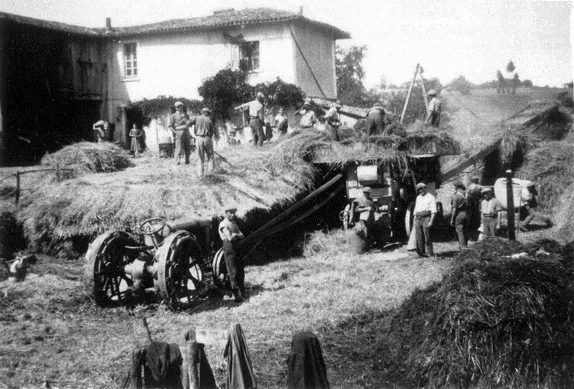 Chalon (Isère) battage en 1933