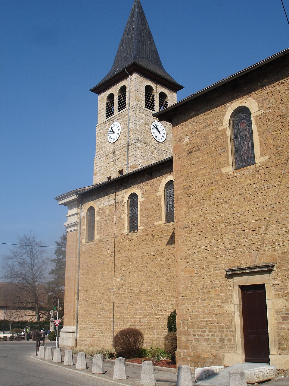 Église paroissiale Saint — Christophe Chamagnieu