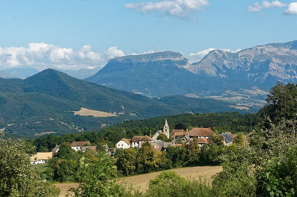 Vue de Clelles depuis le chemin des Hommes 2016 — 09 — 01