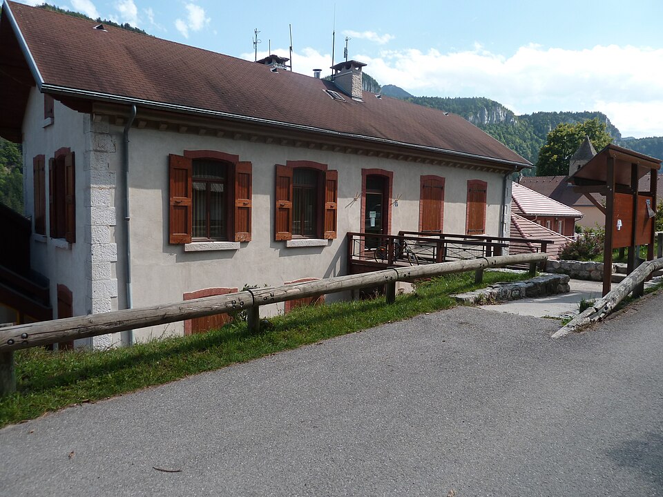 Engins (38) — Mairie