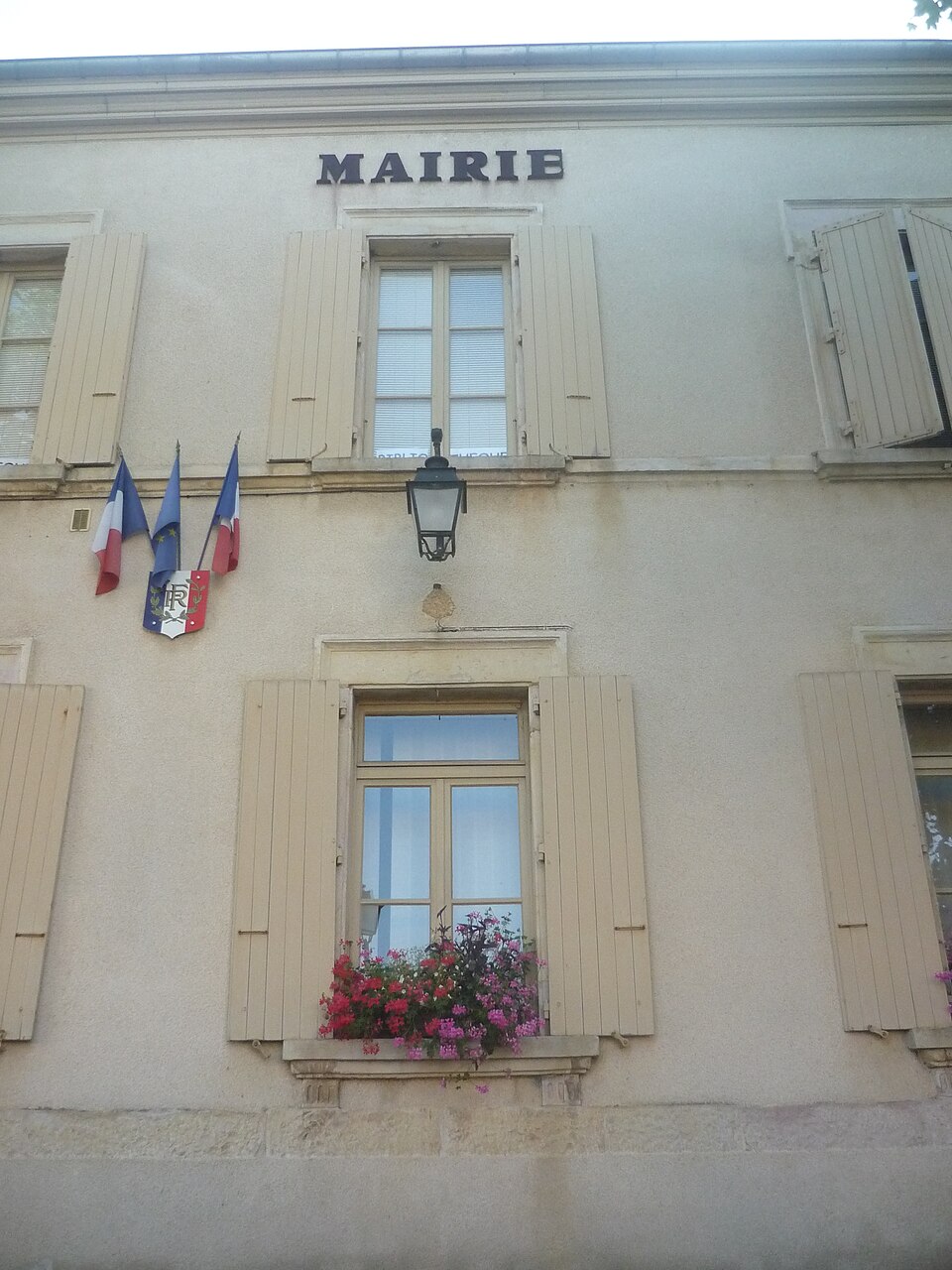 Frontonas — Mairie