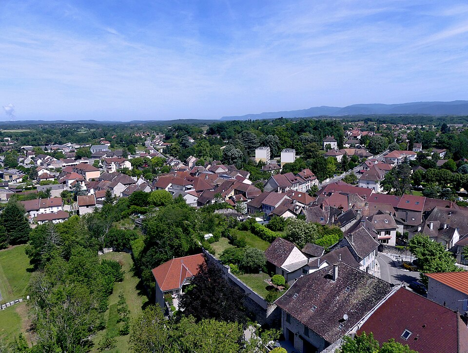 Nord de Morestel depuis la tour médiévale (mai 2026)