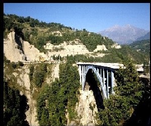 Pont Ponsonnas saut elastique
