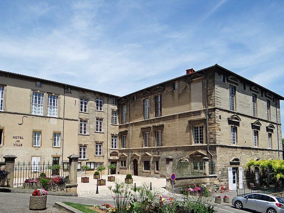 Château de Roussillon — Extérieurs — 1