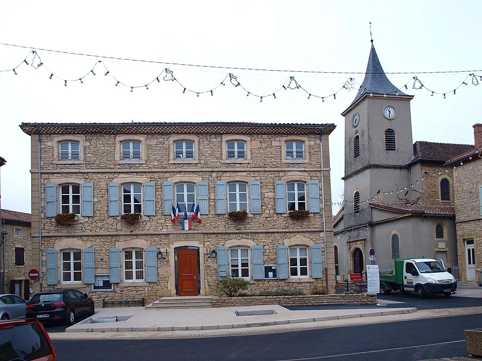 Saint — Alban — de — Roche — mairie — 02