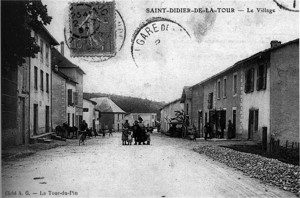 Saint — Didier — de — la — Tour, 1907, p195 de L'Isère les 533 communes — cliché A G, La — Tour — du — Pin