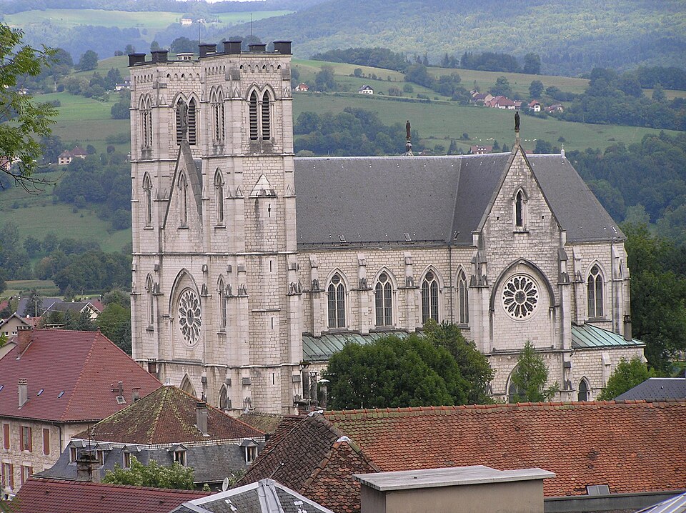 Saint — Laurent — du — Pont eglise Saint — Laurent