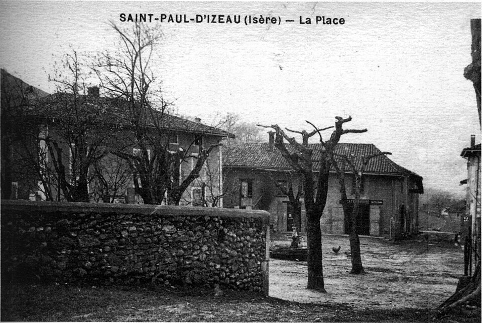Saint — Paul — d'Izeaux, la place, 1910, p221 de L'Isère les 533 communes