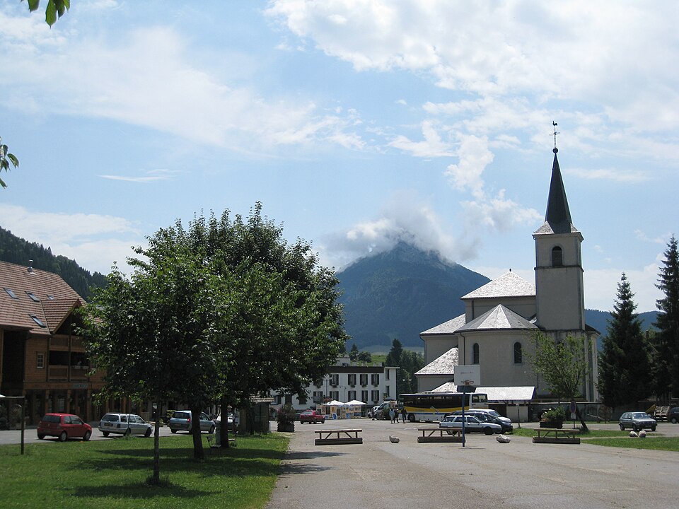 Saint — pierre — de — chartreuse
