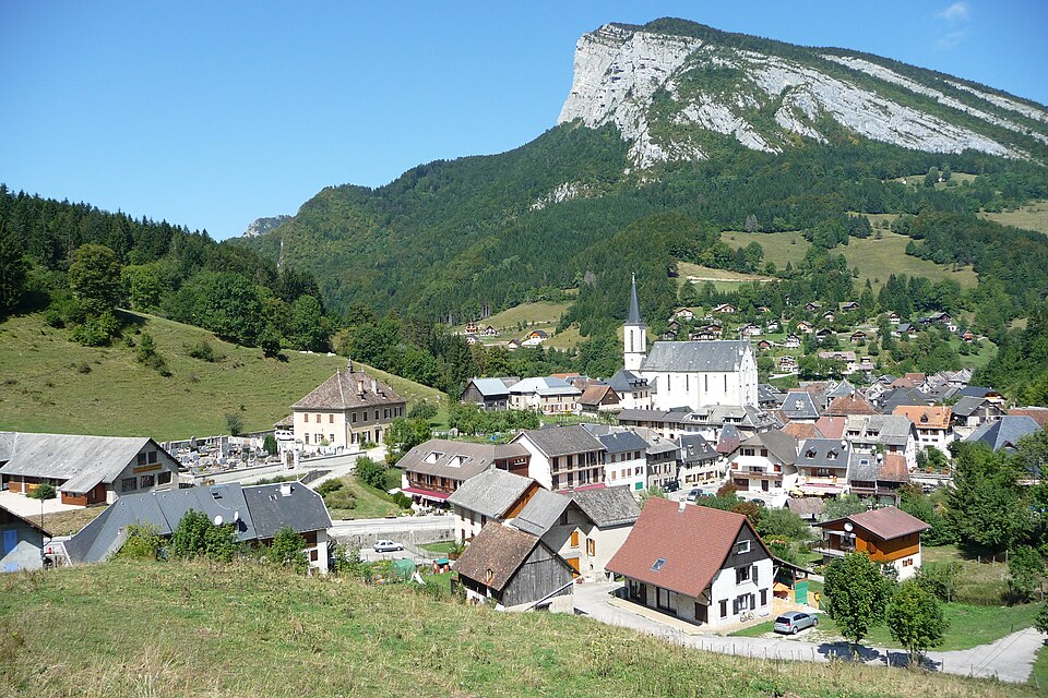 Saint — Pierre — d'Entremont (Isère)