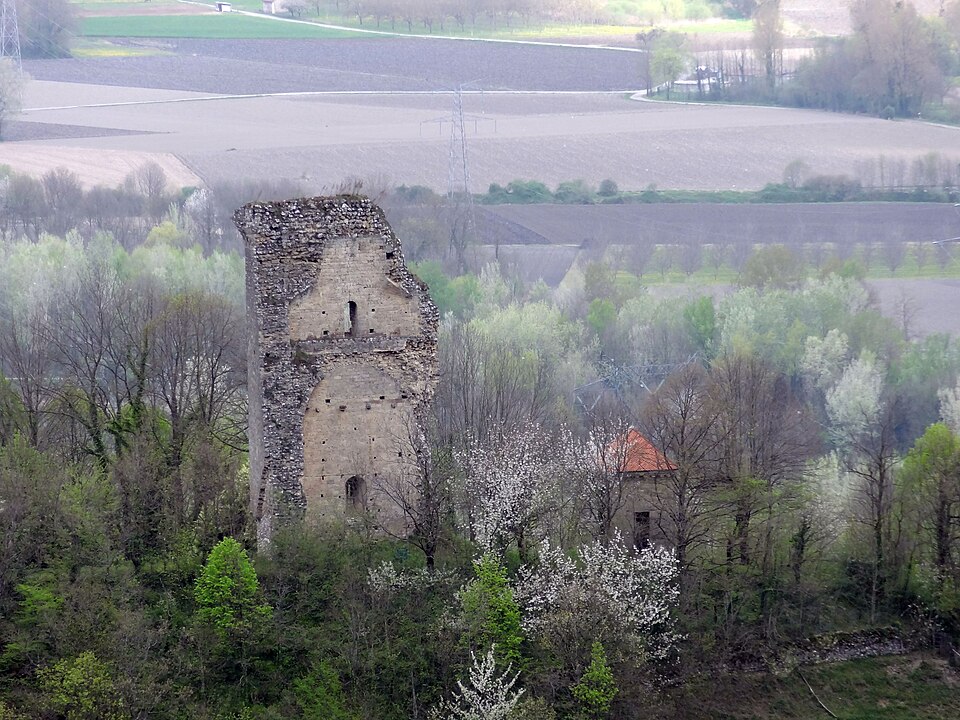Château de Saint — Quentin — sur — Isère 01