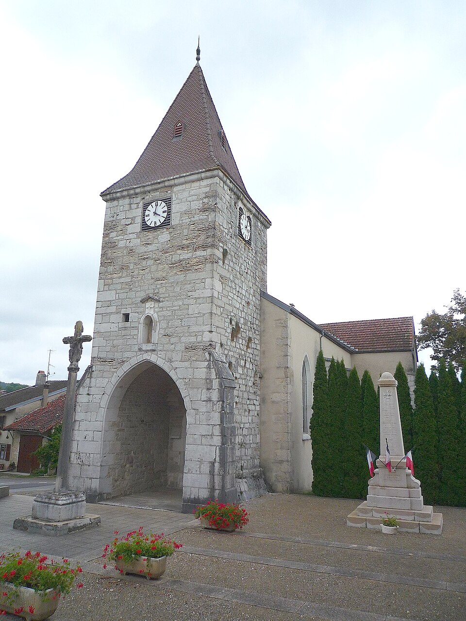 Eglise d'Aromas (Jura).1