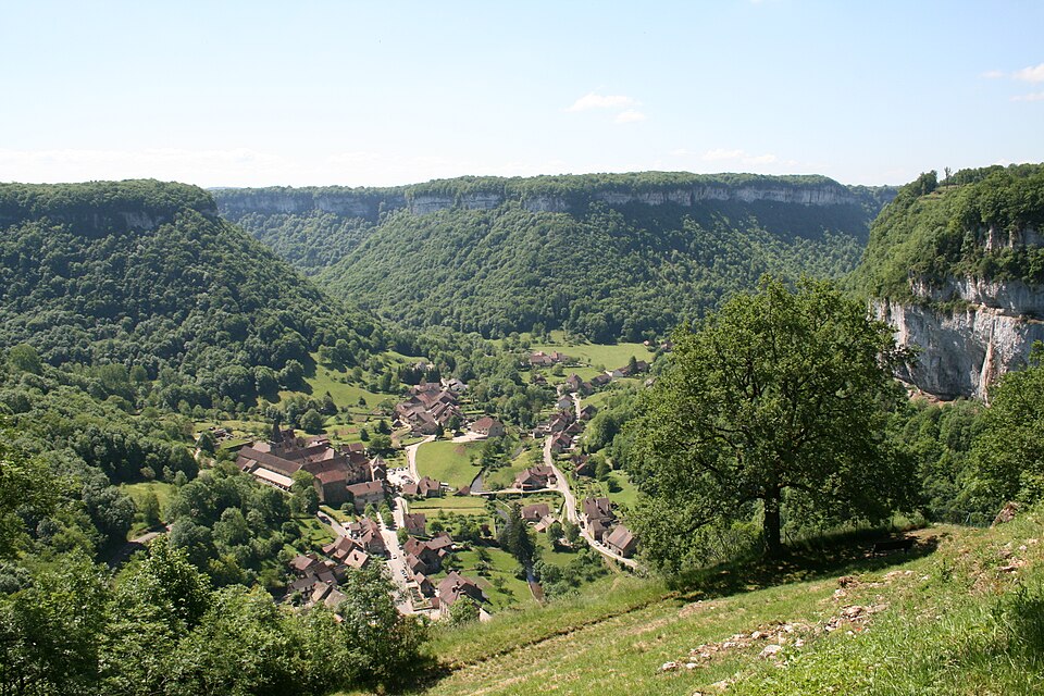 0 Baume — les — Messieurs — village Panorama