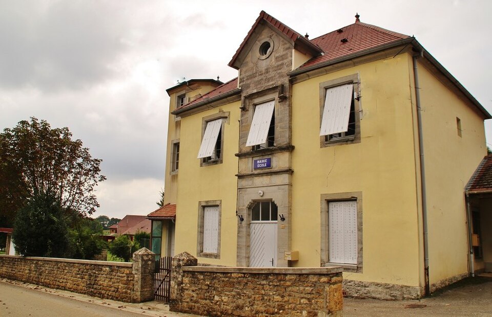 025 Chilly — sur — Salins ( 39110 )