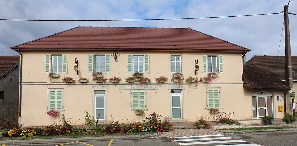 Mairie Lombard Jura 2