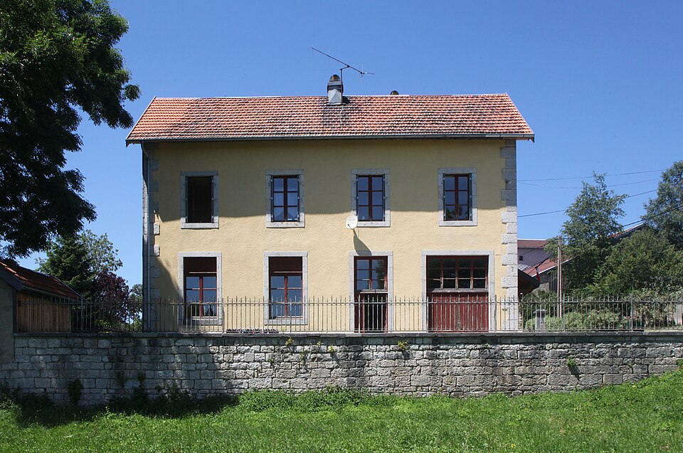 Longcochon, mairie — img 43975