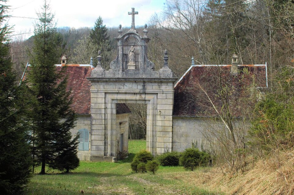 Portail de la chartreuse de Vaucluse (Jura)