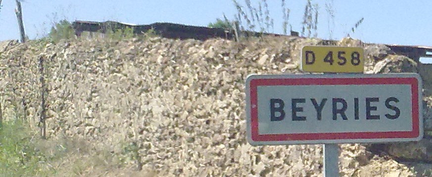 Entrée dans Beyries