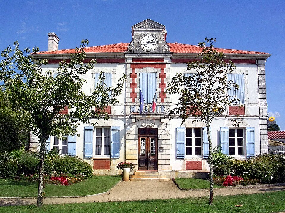 Escource Mairie