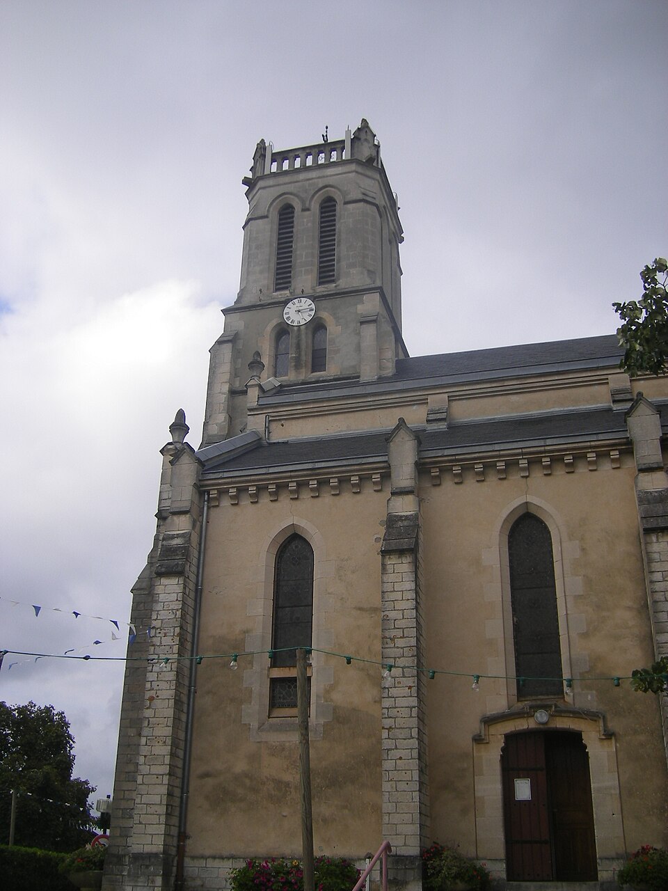 Léon (Landes) — Église Saint — Saturnin — 20070823
