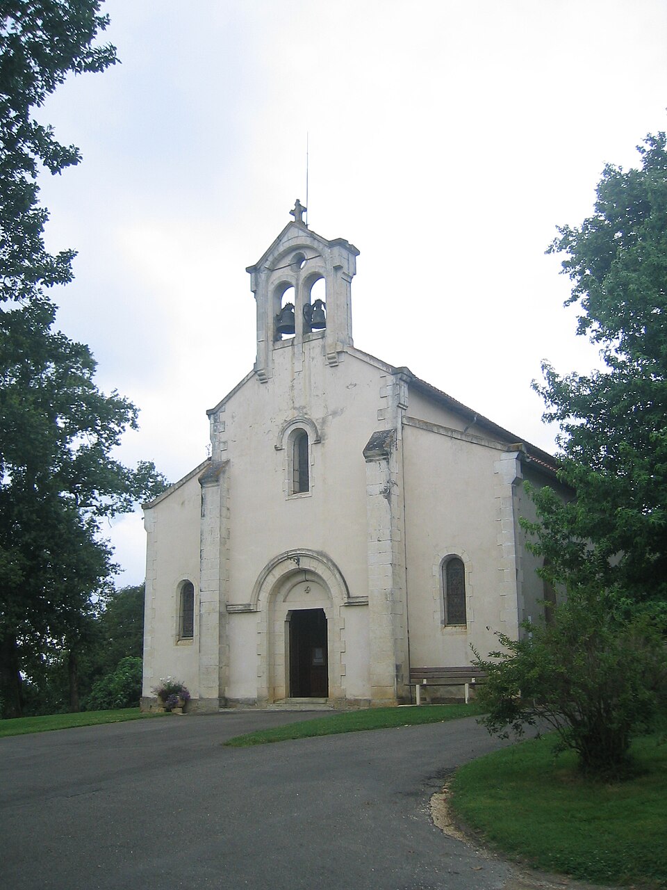20080712 Miramont — Sensacq church