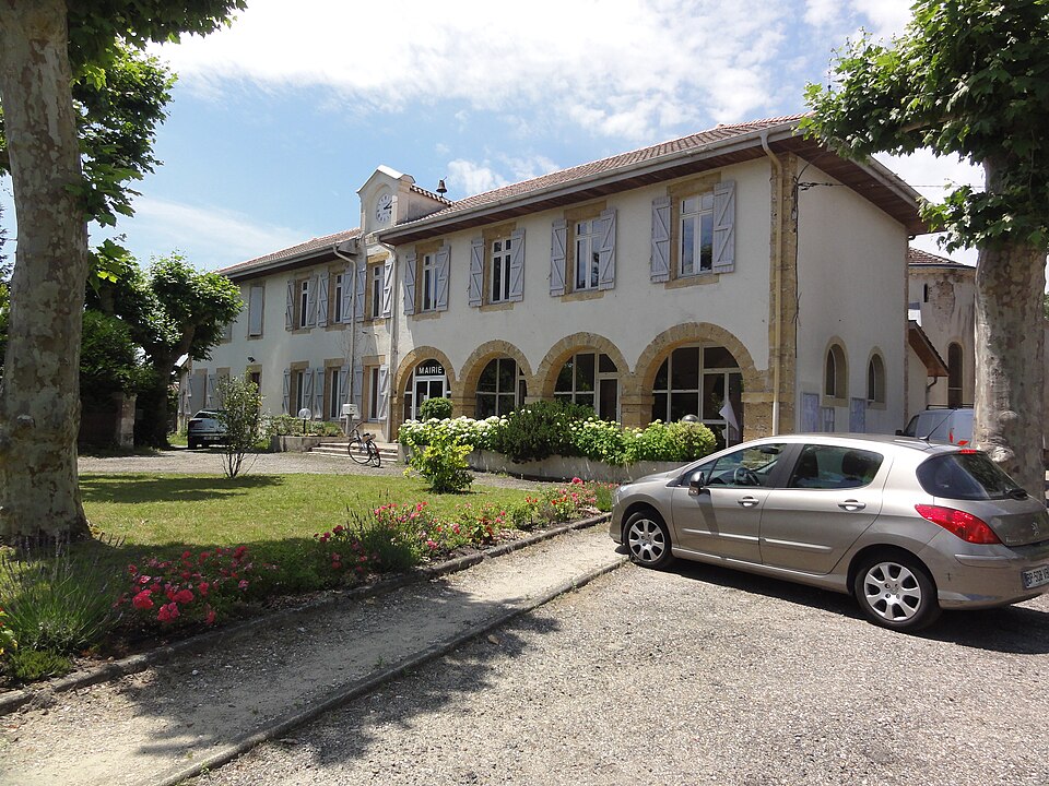 Onesse — et — Laharie (Landes) mairie