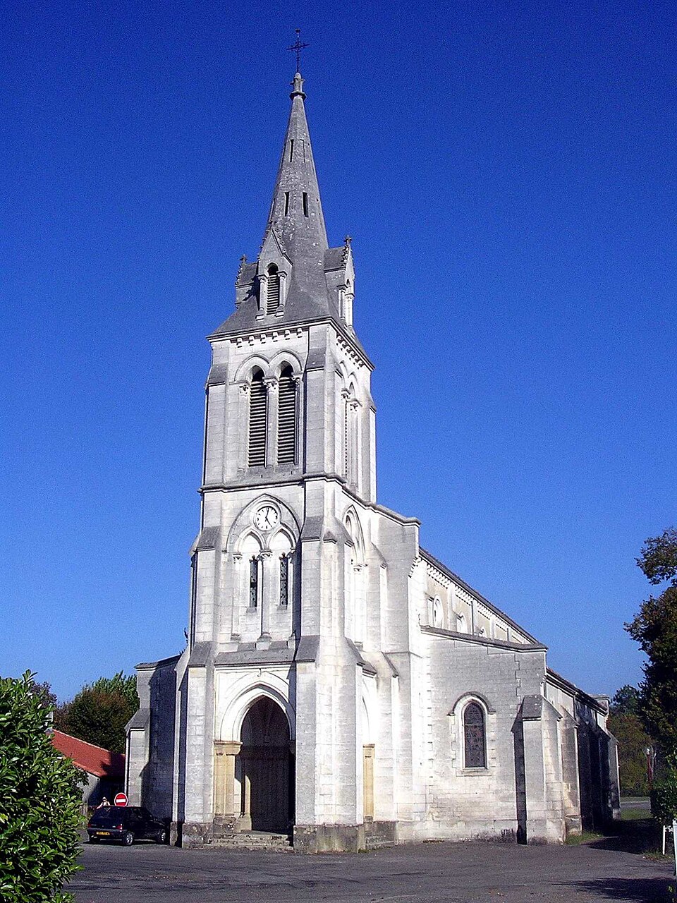 Pissos église