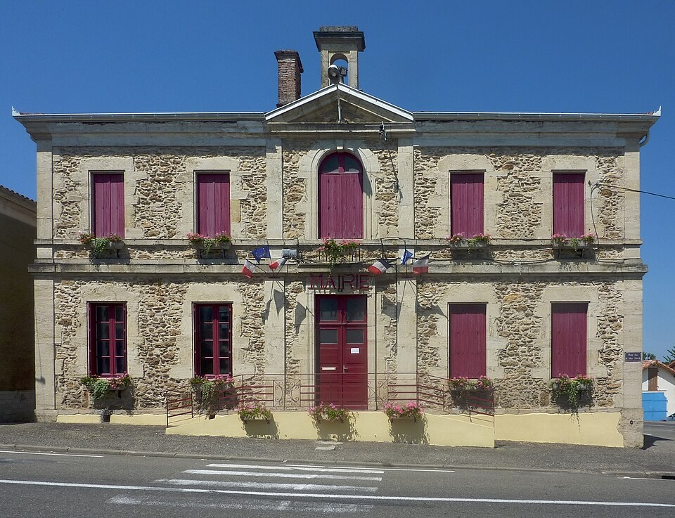 Souprosse — mairie2 — edit