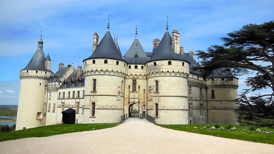 Château — Chaumont — sur — Loire
