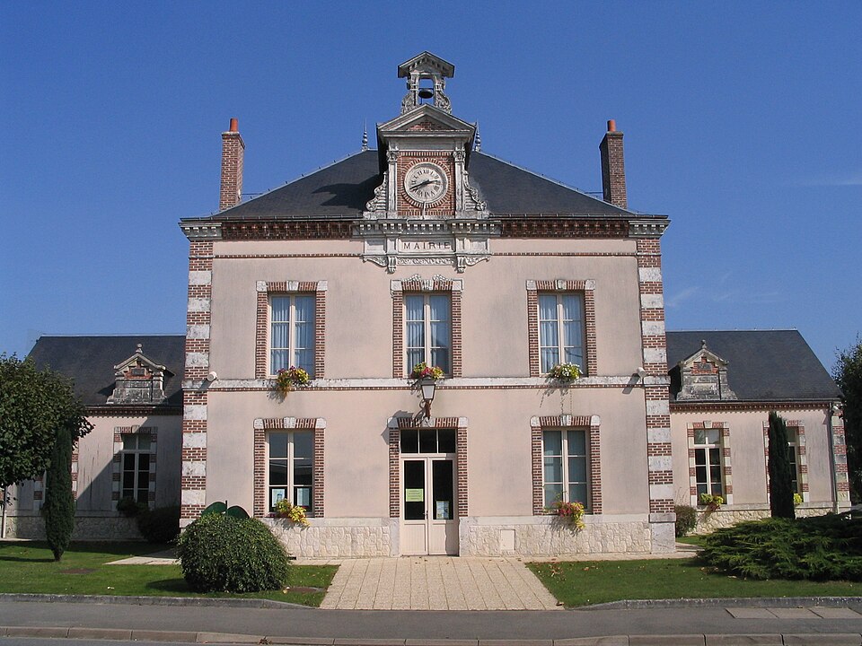 Droué — Town Hall — 1