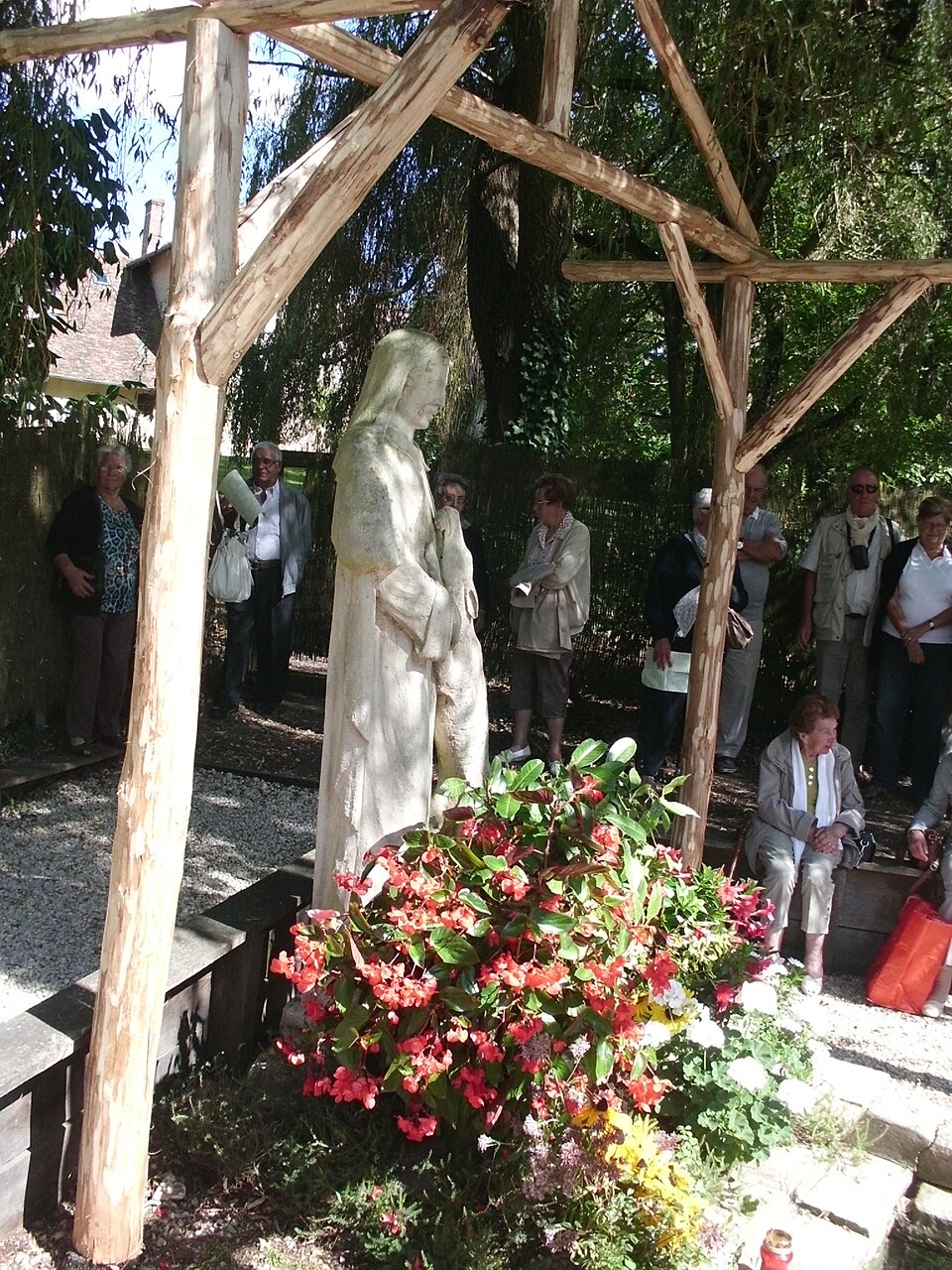 Statue de Saint — Gilles à Aiguevives