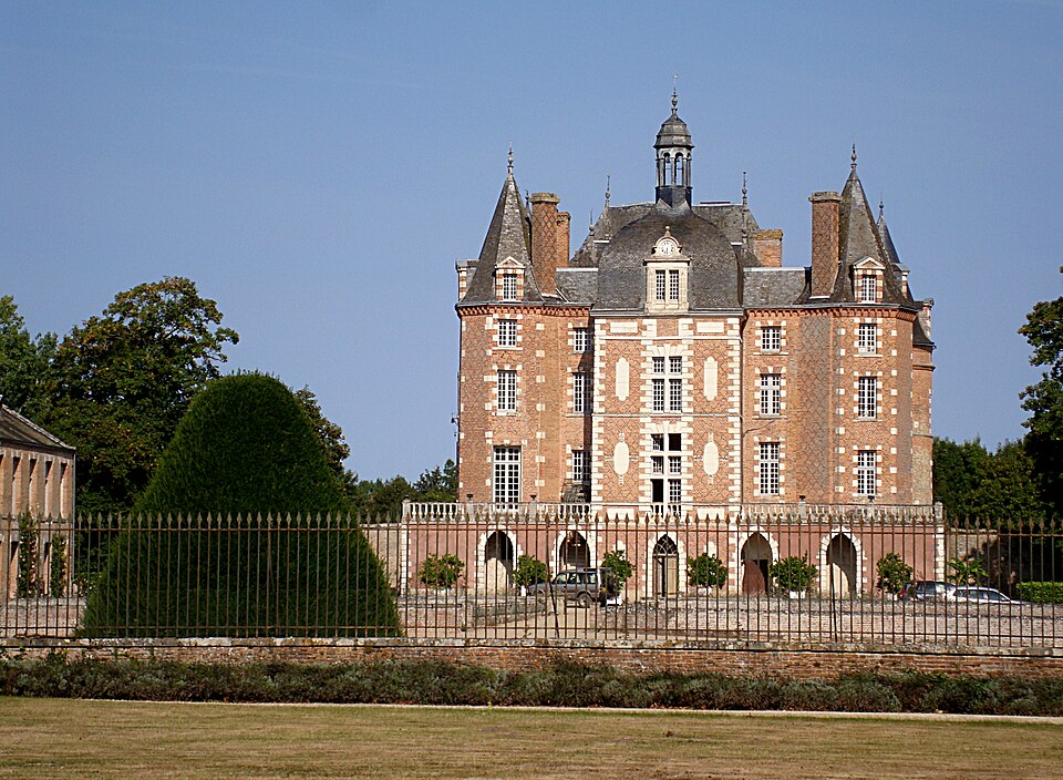 La ferte imbault chateau