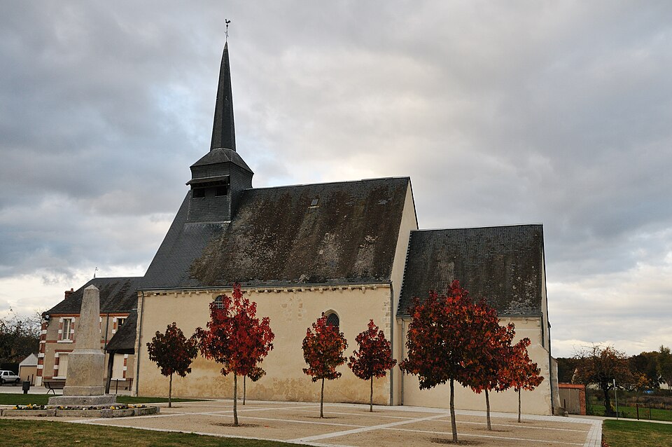Loreux église Saint — Laurian 1