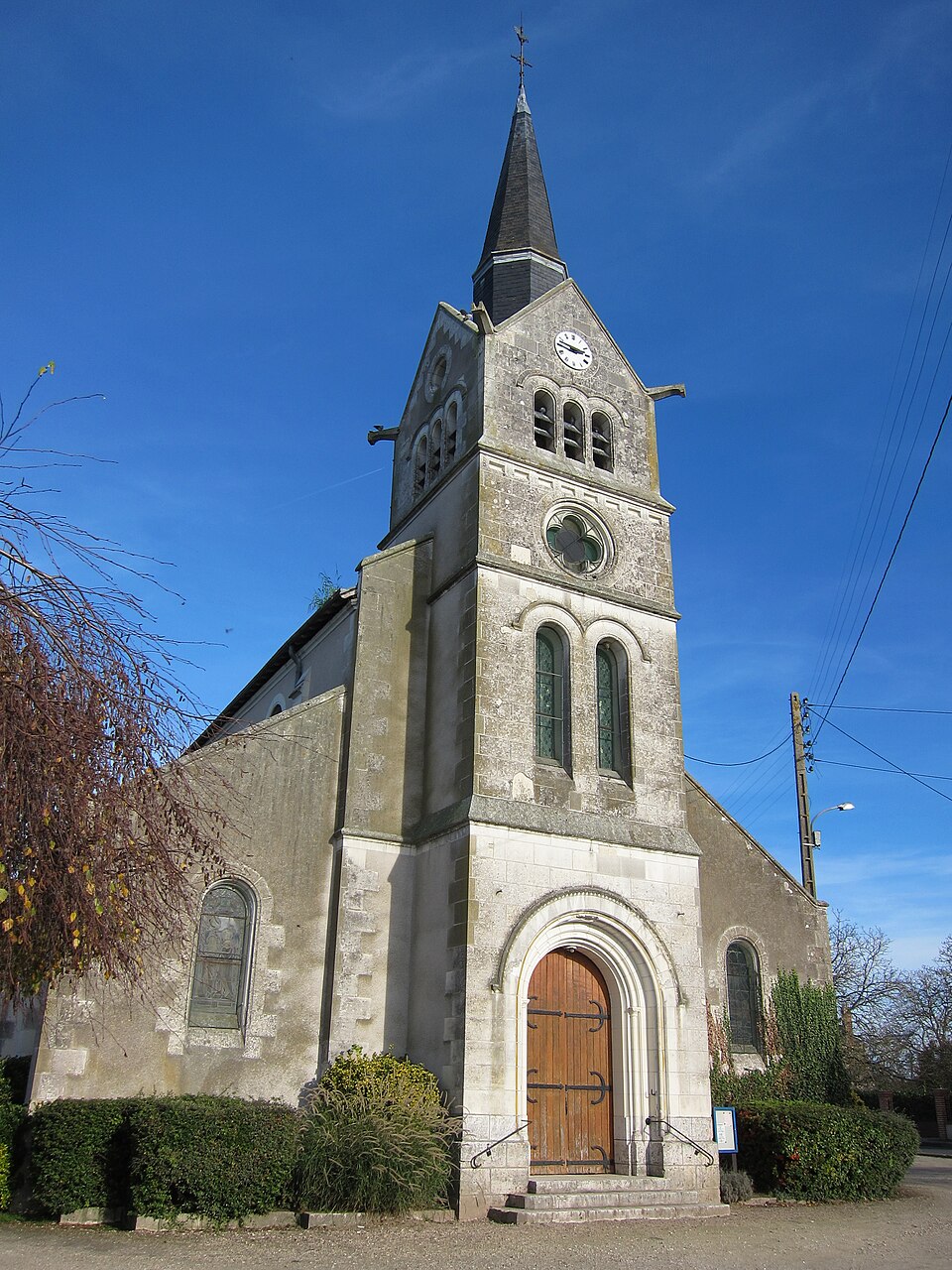 Eglise Saint Aignan de Millancay extérieur 0136