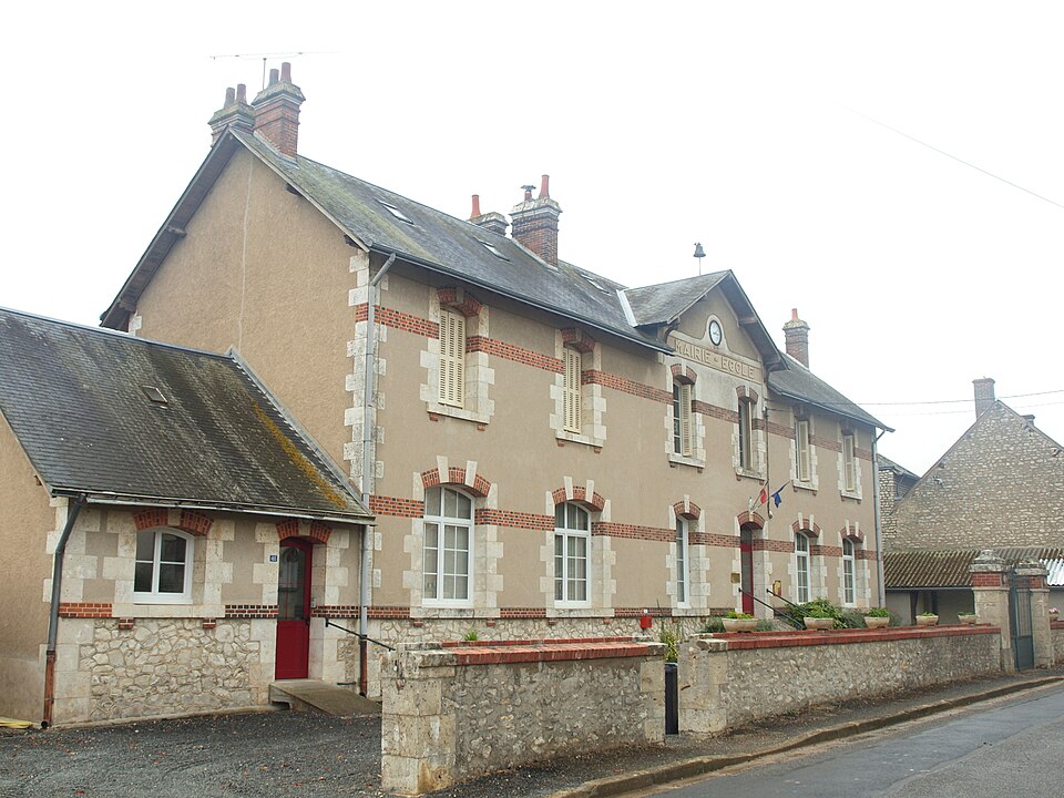 Ouzouer — le — Doyen — FR — 41 — mairie — 1