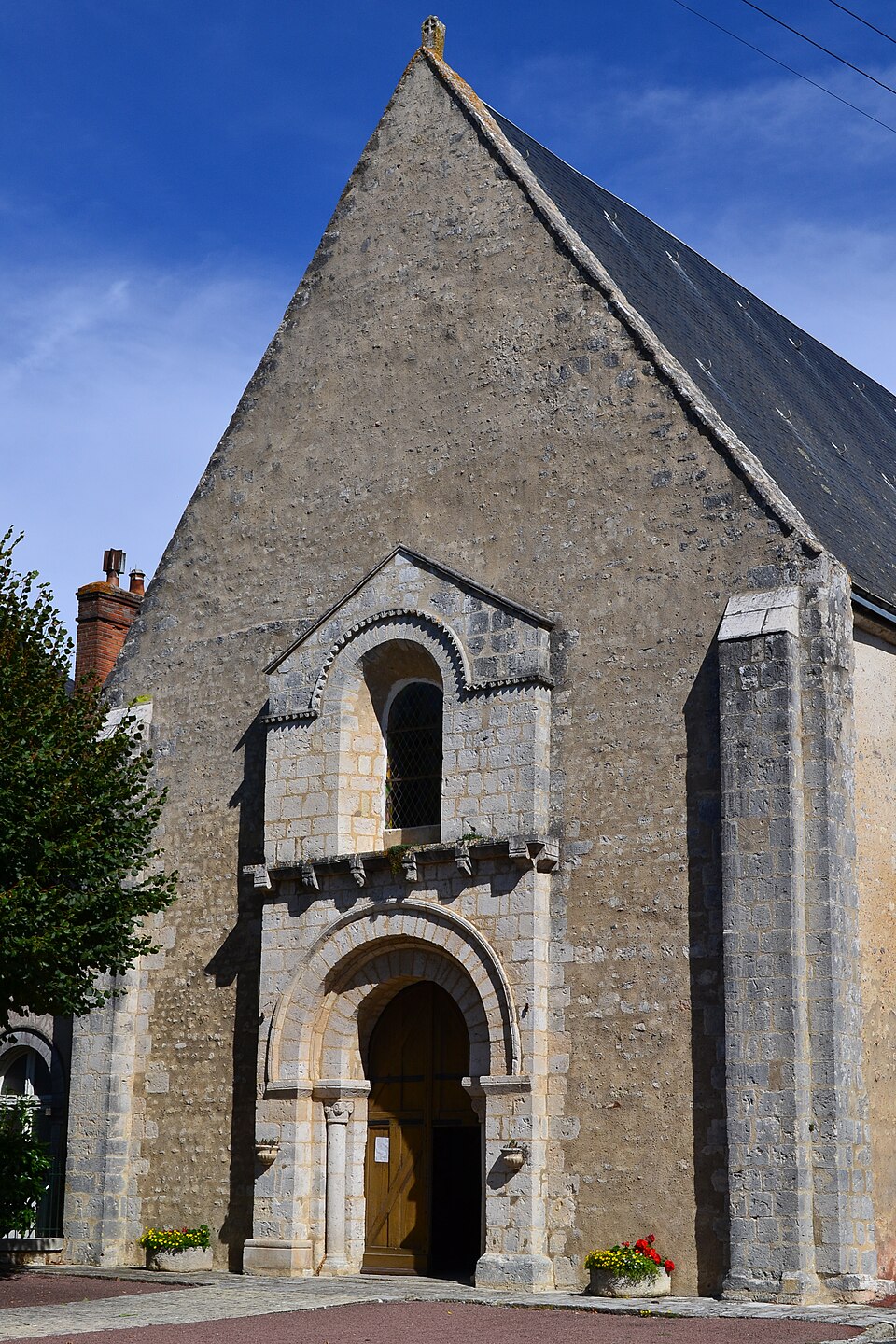 eglise de la Sainte — Vierge de Selommes