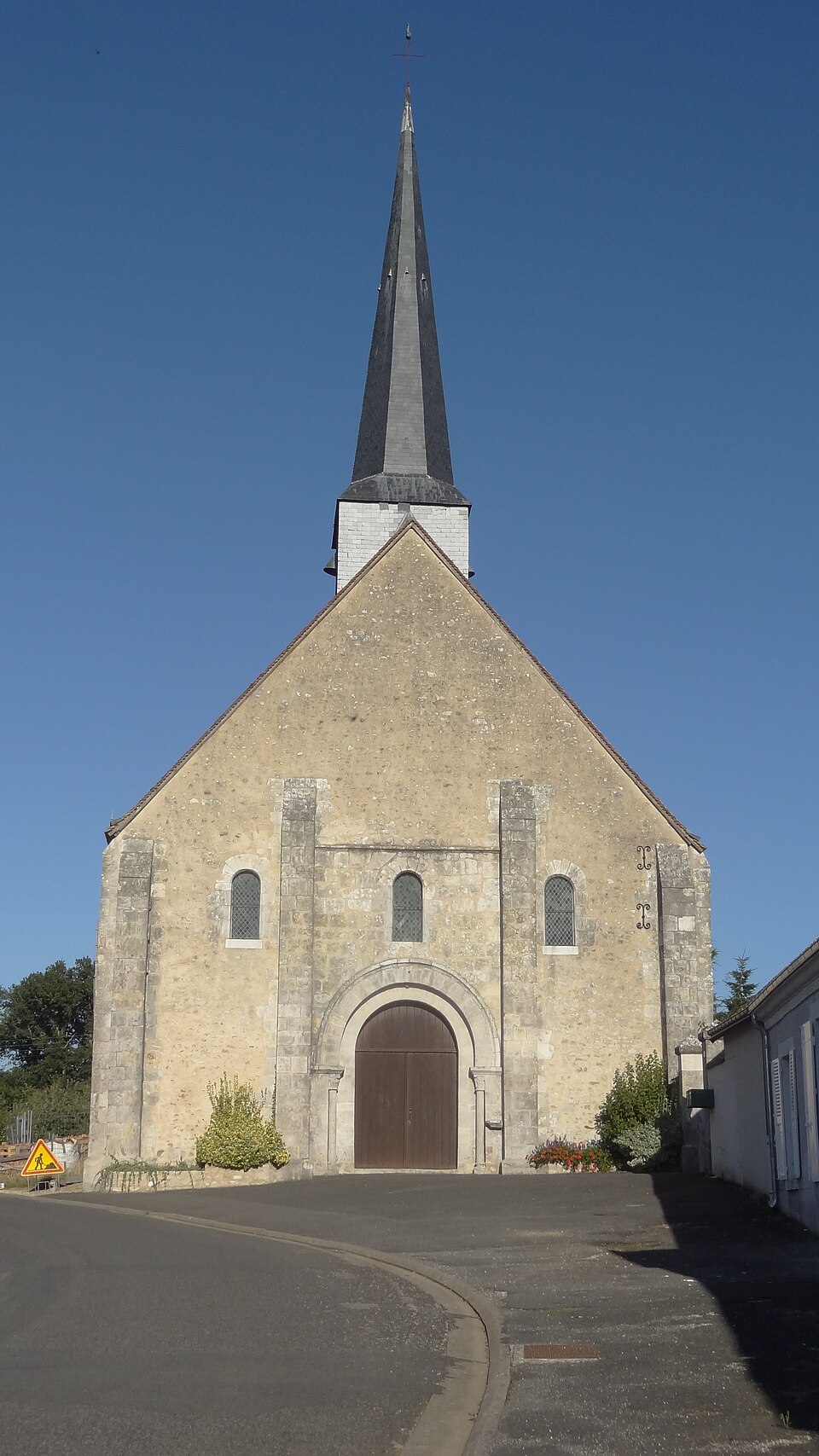Église Saint — Pierre de Vievy — le — Rayé