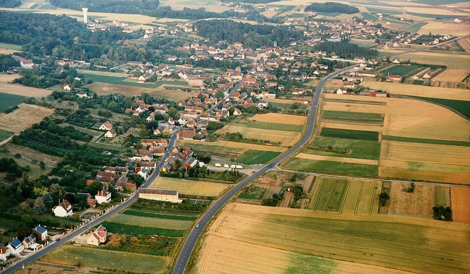 Vue générale de Villiers — sur — Loir (1989)