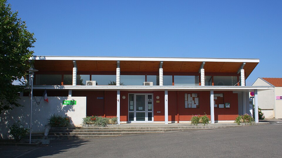 Mairie de Chalain — le — Comtal