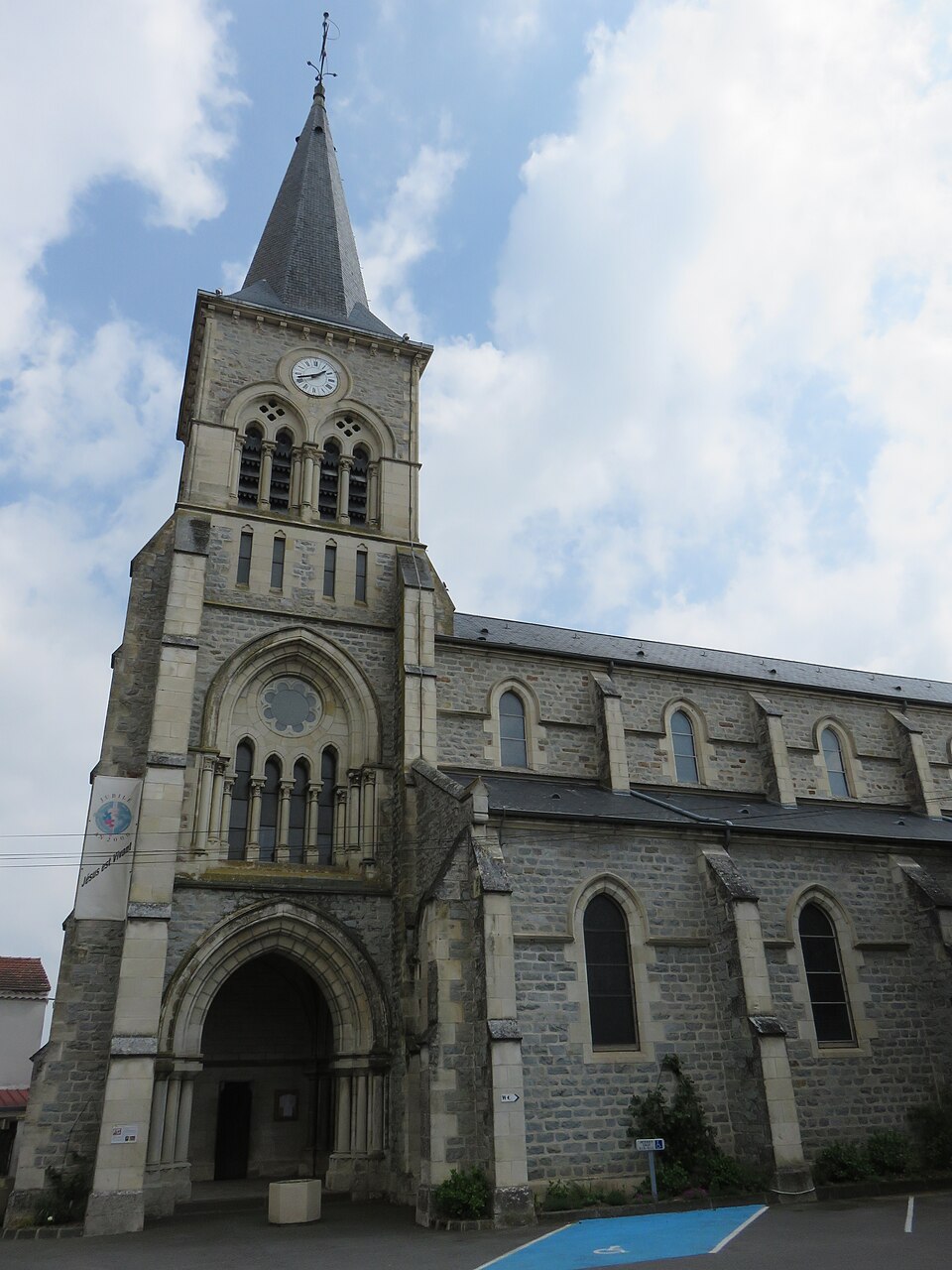 Église Saint — Martin de Nervieux