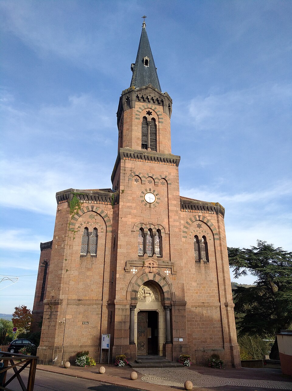 Église Saint — Julien de Régny