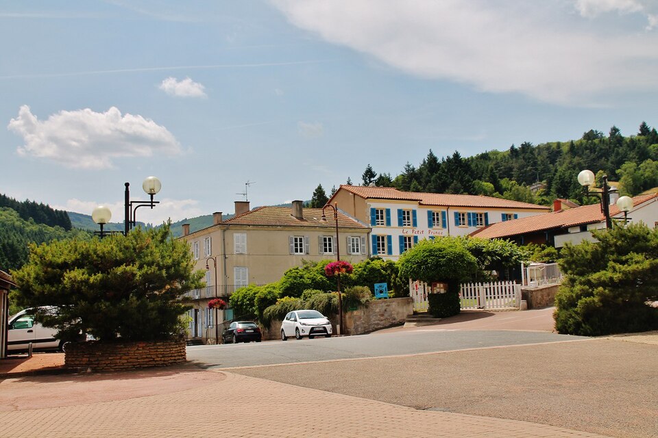 095 St Alban — les — Eaux ( 42370 )