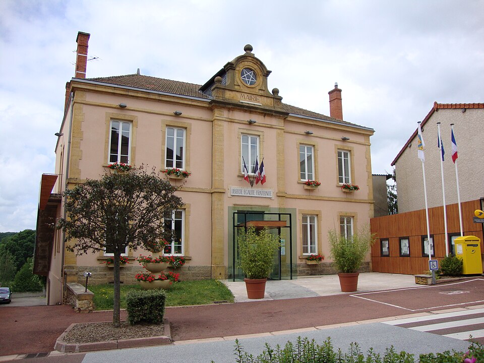 St.Denis — de Cabanne (Loire, Fr) mairie