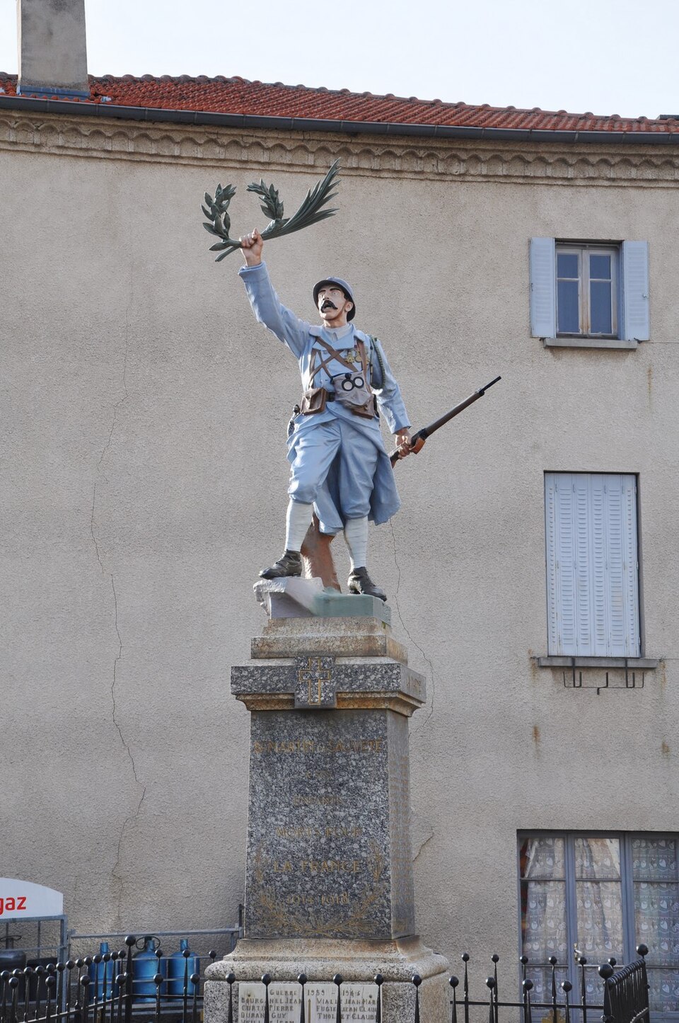 Poilu victorieux de Saint — Martin — la Sauveté