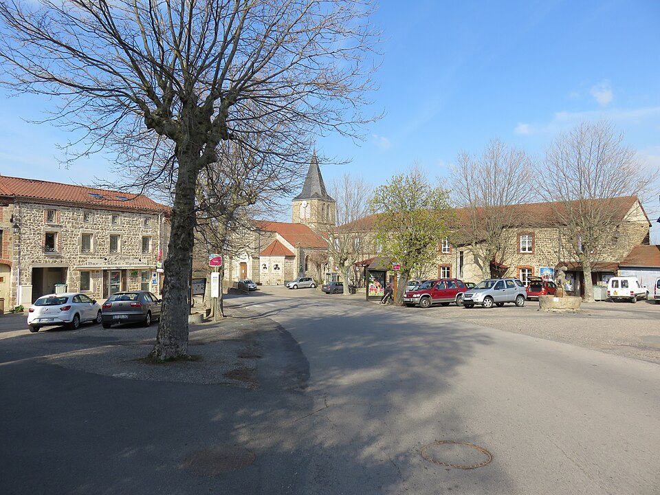 Soleymieux — Place de la Mairie