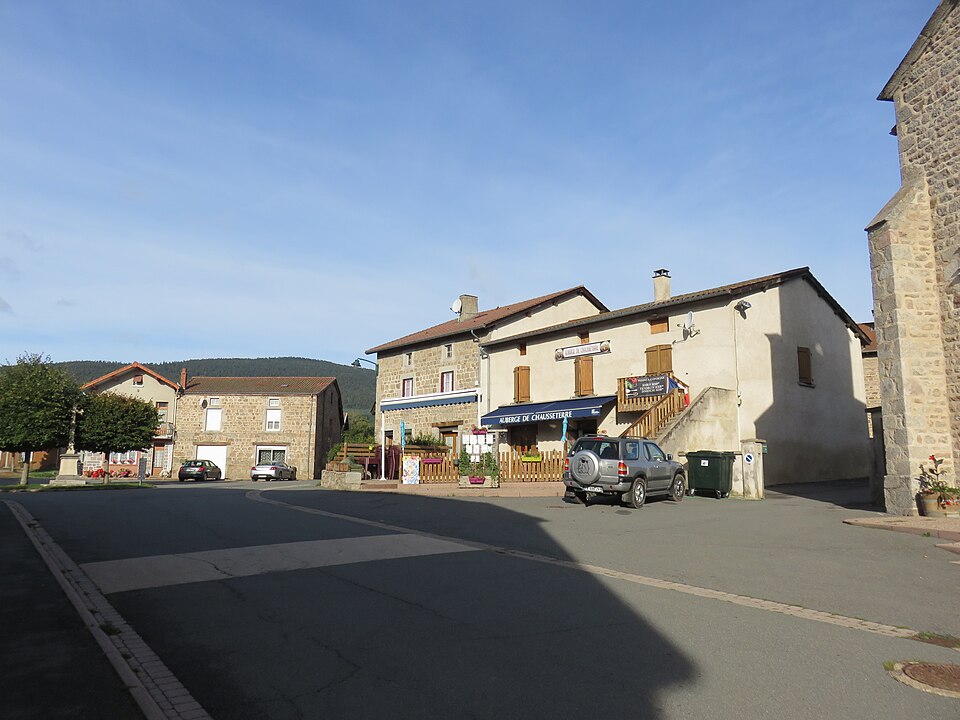 Chausseterre — Centre village (oct 2019)