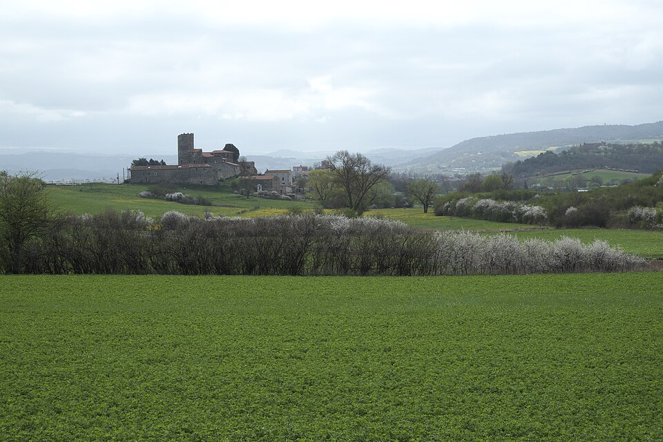 Beaumont (Haute — Loire) Château de Lauriat 762